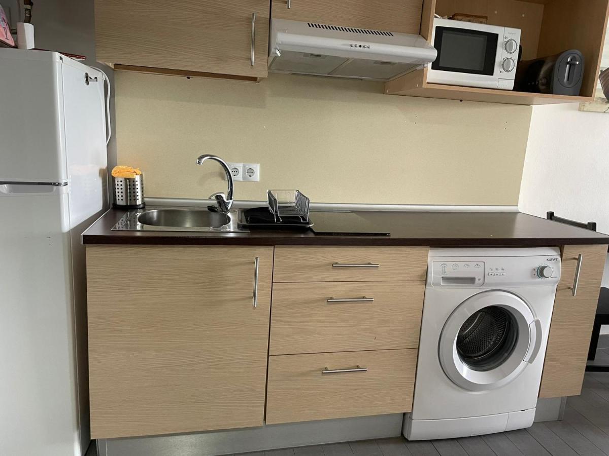Apartamento Benalbeach, Estudio En Primera Línea De Playa *