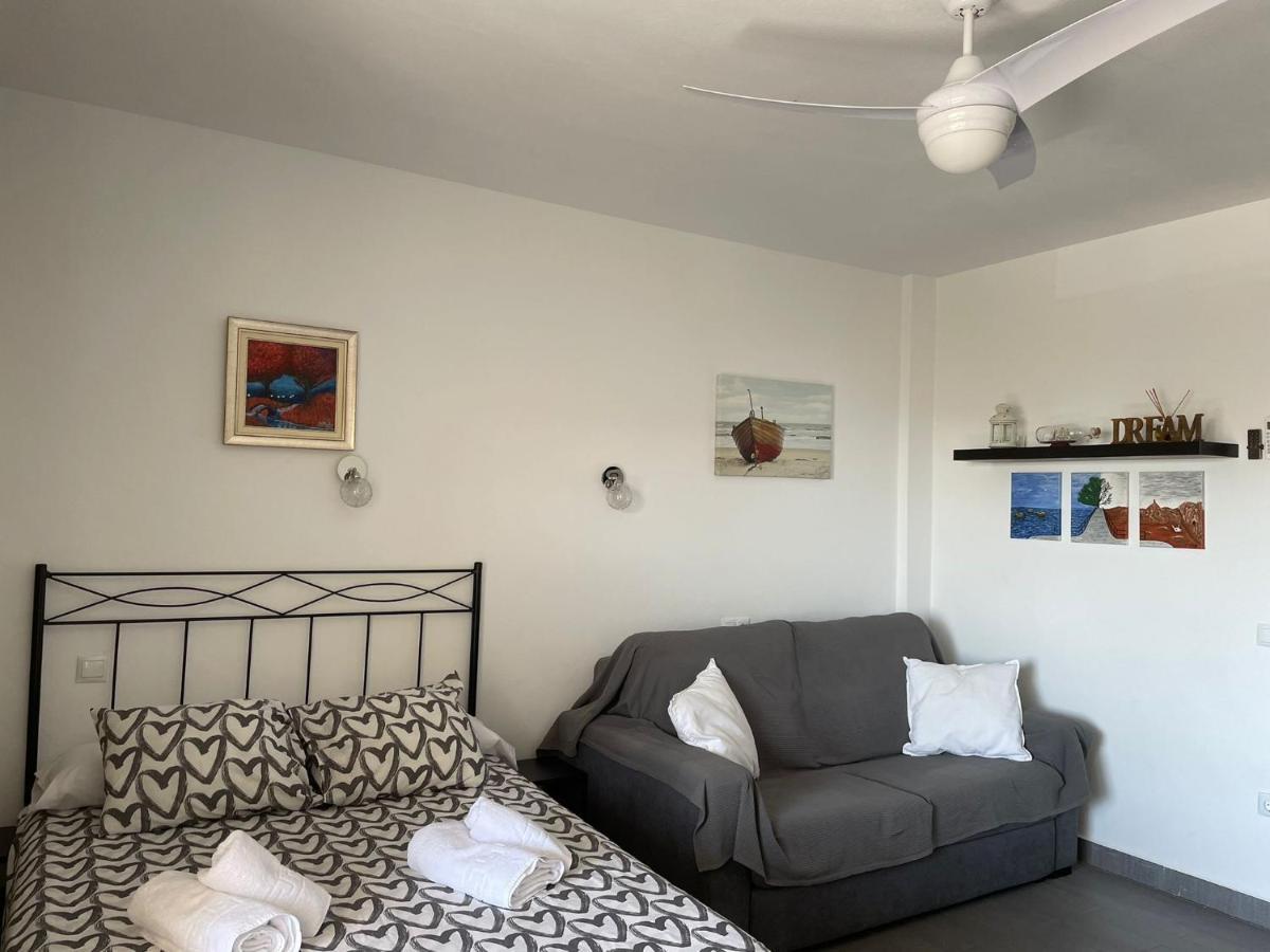 Benalbeach, Estudio En Primera Línea De Playa Apartamento *