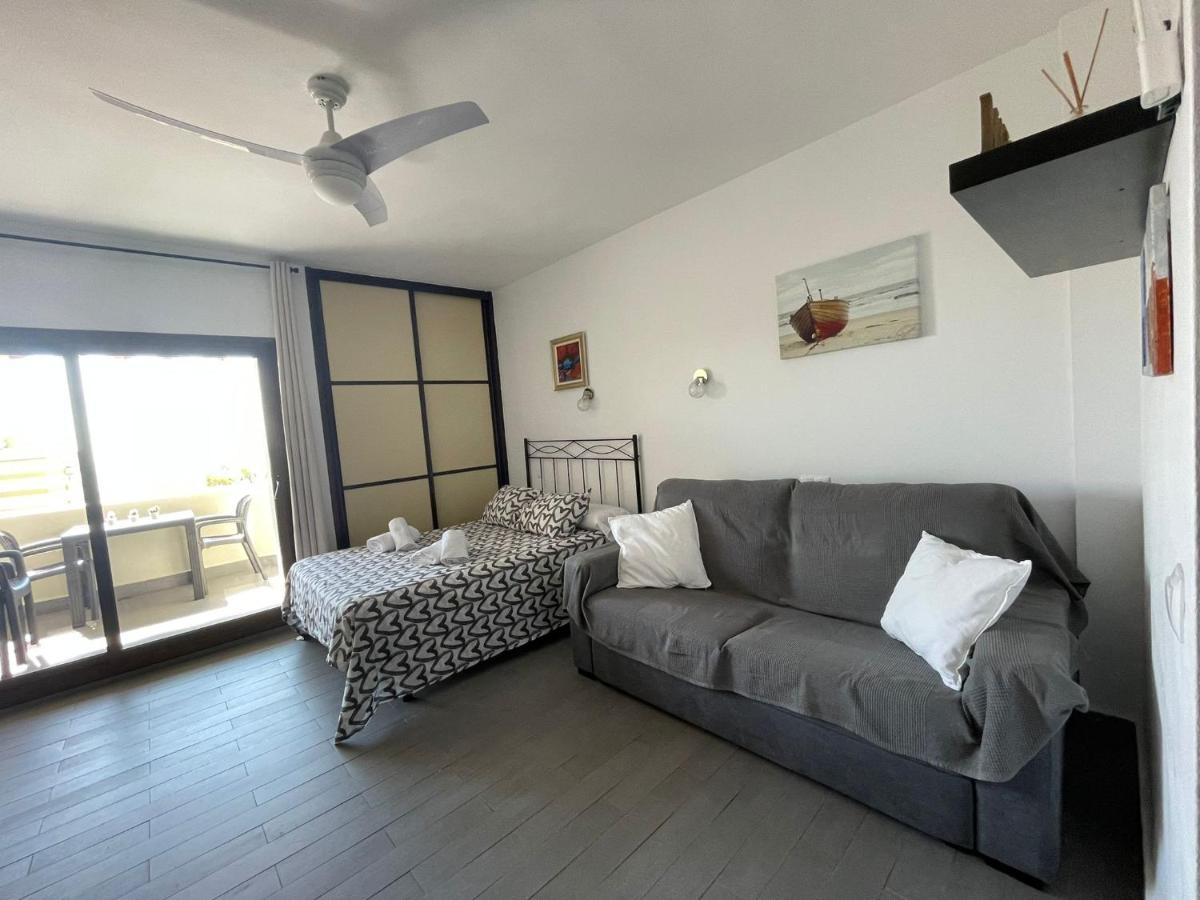 Apartamento Benalbeach, Estudio En Primera Línea De Playa Benalmádena