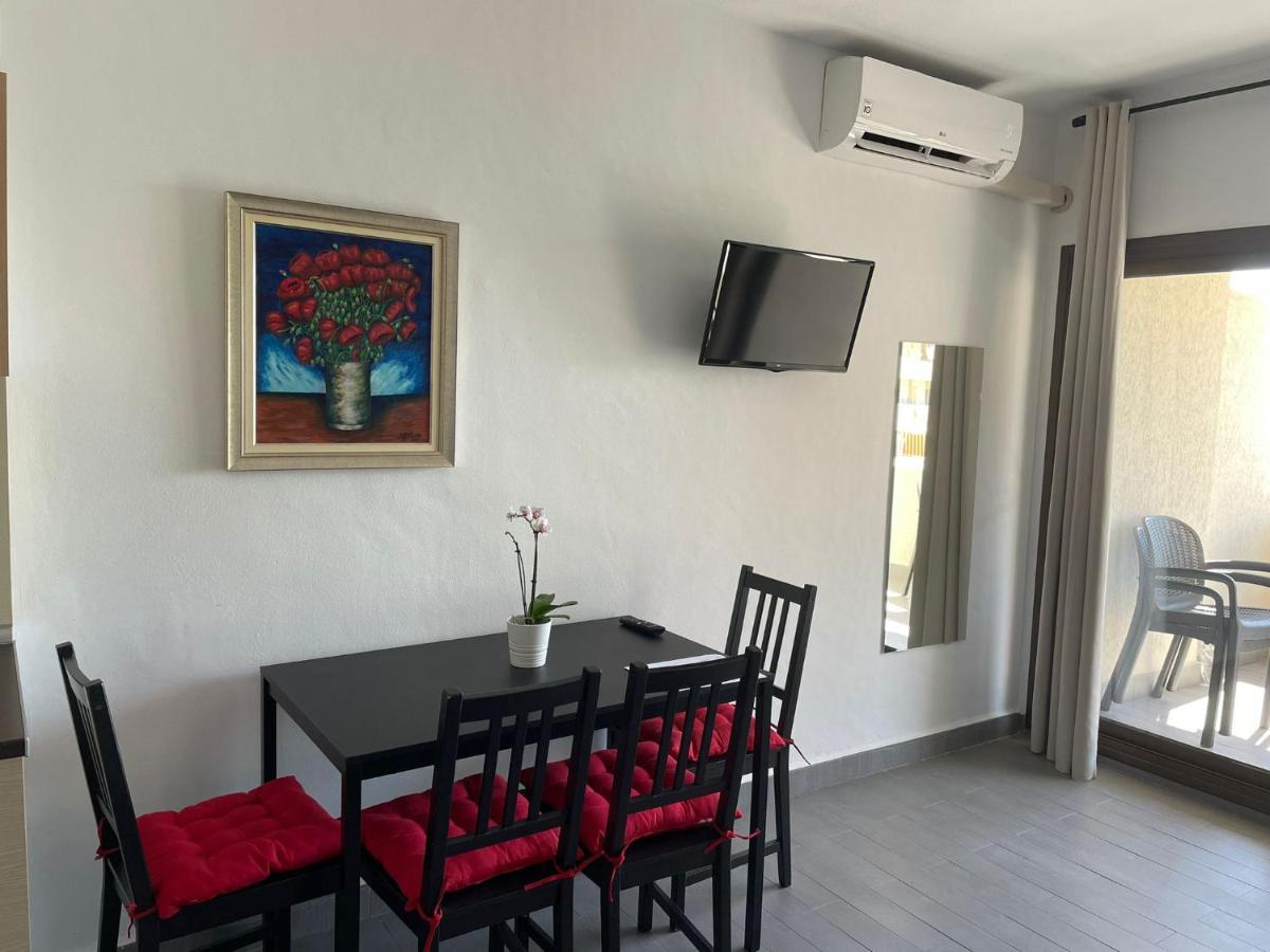 Benalbeach, Estudio En Primera Linea De Playa Appartement *